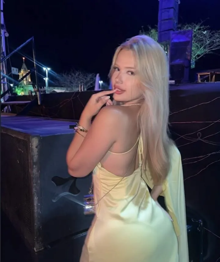 Linda – İzmir Merkez escort fotoğraf 2