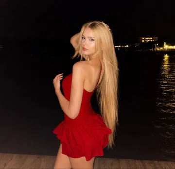 Linda – İzmir Merkez escort